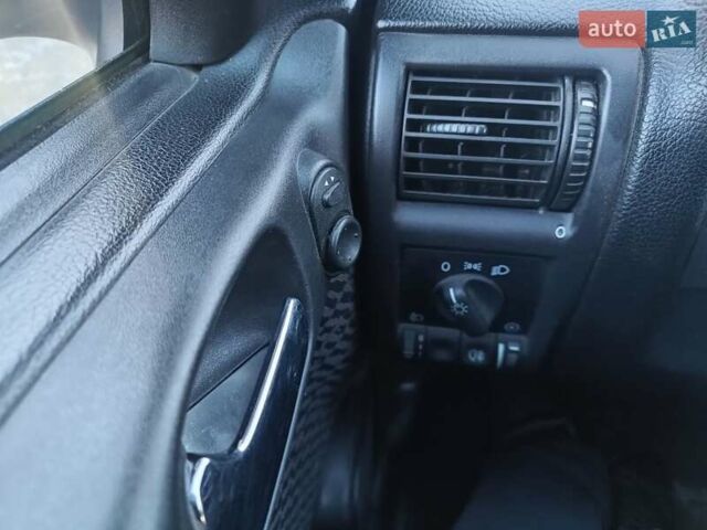 Серый Опель Астра, объемом двигателя 1.6 л и пробегом 216 тыс. км за 3200 $, фото 15 на Automoto.ua