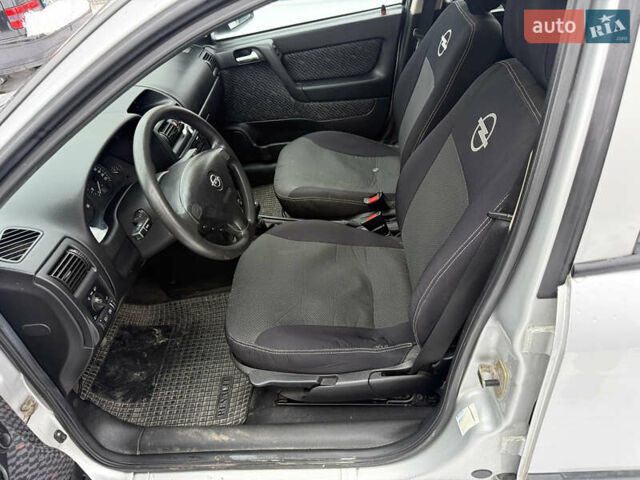 Серый Опель Астра, объемом двигателя 1.7 л и пробегом 220 тыс. км за 3500 $, фото 11 на Automoto.ua