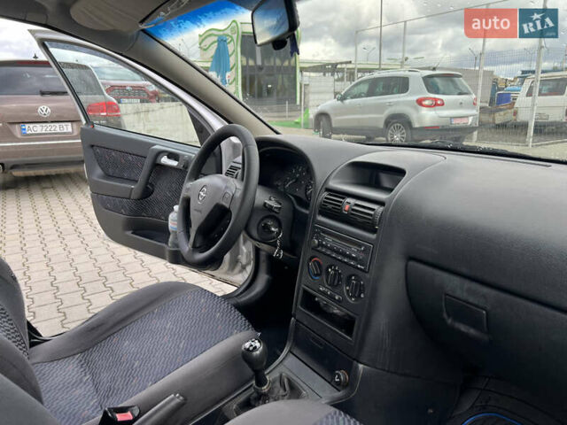 Серый Опель Астра, объемом двигателя 2 л и пробегом 400 тыс. км за 3250 $, фото 15 на Automoto.ua