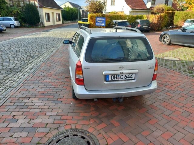 Серый Опель Астра, объемом двигателя 1.8 л и пробегом 329 тыс. км за 3355 $, фото 1 на Automoto.ua