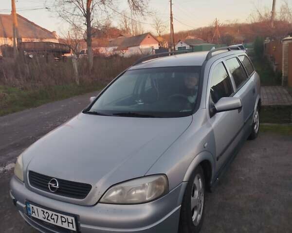 Серый Опель Астра, объемом двигателя 2 л и пробегом 403 тыс. км за 2600 $, фото 1 на Automoto.ua