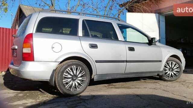 Опель Астра 2002 в Хмельницком на Automoto.ua Серый Опель Астра, объемом двигателя 1.7 л и пробегом 247 тыс. км за 3150 $, фото 5 на Automoto.ua