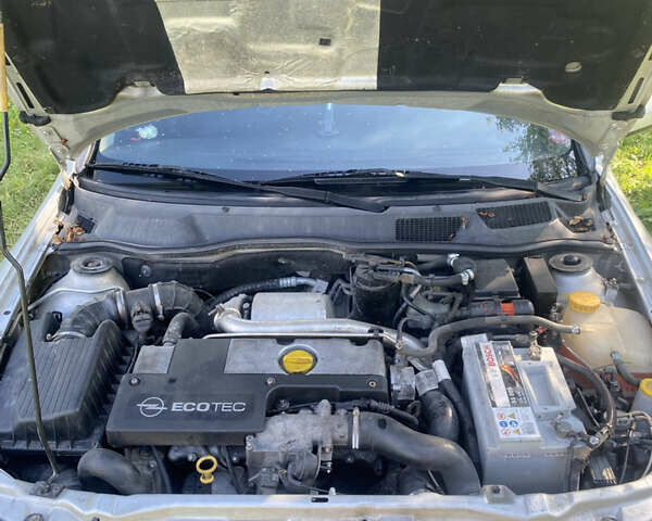 Серый Опель Астра, объемом двигателя 2 л и пробегом 223 тыс. км за 3500 $, фото 5 на Automoto.ua