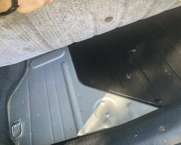 Серый Опель Астра, объемом двигателя 2 л и пробегом 223 тыс. км за 3500 $, фото 10 на Automoto.ua