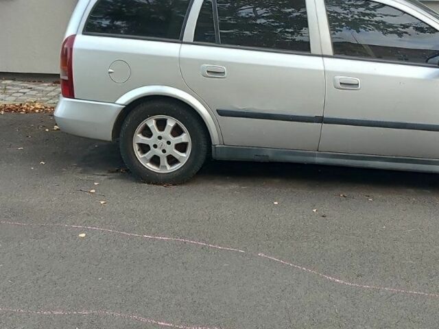 Серый Опель Астра, объемом двигателя 0 л и пробегом 150 тыс. км за 1100 $, фото 4 на Automoto.ua