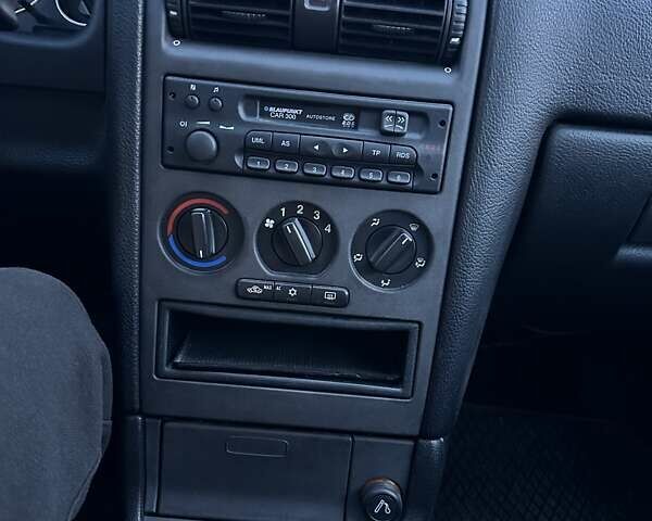 Сірий Опель Астра, об'ємом двигуна 1.8 л та пробігом 183 тис. км за 4500 $, фото 11 на Automoto.ua