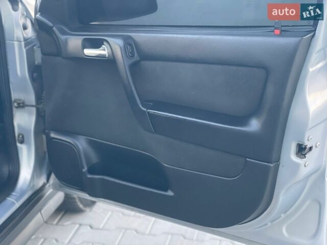 Сірий Опель Астра, об'ємом двигуна 1.6 л та пробігом 287 тис. км за 1600 $, фото 16 на Automoto.ua