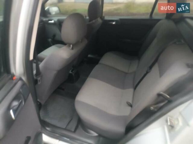 Сірий Опель Астра, об'ємом двигуна 1.6 л та пробігом 200 тис. км за 2500 $, фото 11 на Automoto.ua