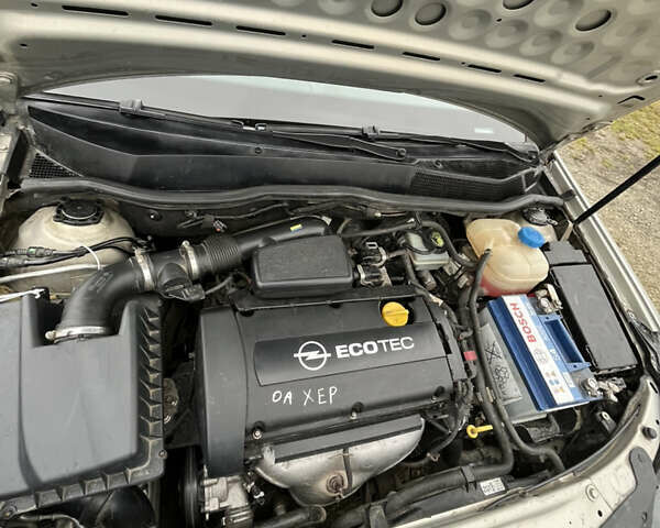 Серый Опель Астра, объемом двигателя 1.6 л и пробегом 242 тыс. км за 4100 $, фото 31 на Automoto.ua