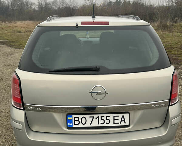 Серый Опель Астра, объемом двигателя 1.6 л и пробегом 242 тыс. км за 4100 $, фото 8 на Automoto.ua