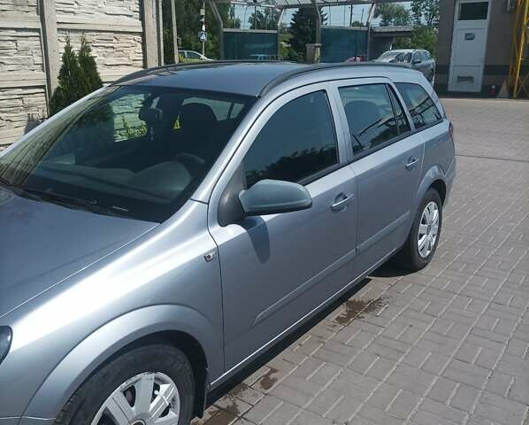 Сірий Опель Астра, об'ємом двигуна 1.6 л та пробігом 216 тис. км за 5500 $, фото 5 на Automoto.ua