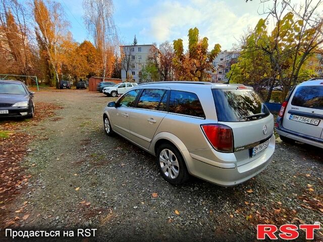 Серый Опель Астра, объемом двигателя 1.7 л и пробегом 260 тыс. км за 4950 $, фото 5 на Automoto.ua