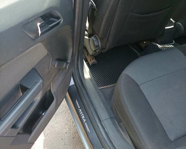 Сірий Опель Астра, об'ємом двигуна 1.6 л та пробігом 216 тис. км за 5500 $, фото 23 на Automoto.ua