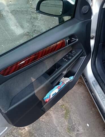 Серый Опель Астра, объемом двигателя 1.7 л и пробегом 274 тыс. км за 4550 $, фото 11 на Automoto.ua