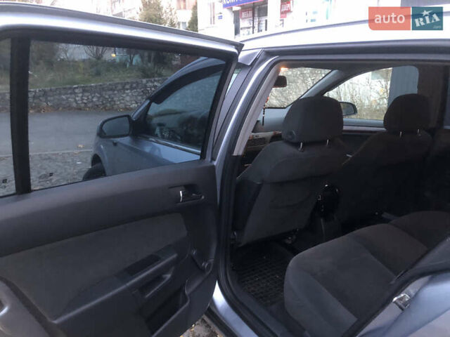 Опель Астра 2004 в Зборов на Automoto.ua Серый Опель Астра, объемом двигателя 1.8 л и пробегом 243 тыс. км за 4450 $, фото 7 на Automoto.ua