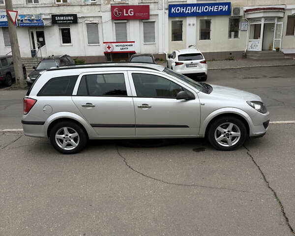 Сірий Опель Астра, об'ємом двигуна 1.6 л та пробігом 350 тис. км за 5200 $, фото 12 на Automoto.ua