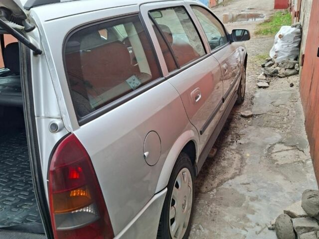 Серый Опель Астра, объемом двигателя 1.7 л и пробегом 310 тыс. км за 3100 $, фото 1 на Automoto.ua