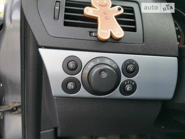 Серый Опель Астра, объемом двигателя 1.6 л и пробегом 222 тыс. км за 5300 $, фото 9 на Automoto.ua