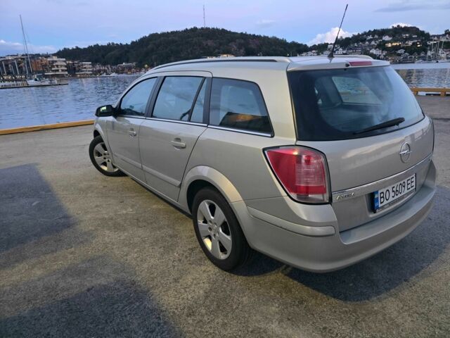 Сірий Опель Астра, об'ємом двигуна 1.6 л та пробігом 204 тис. км за 4700 $, фото 2 на Automoto.ua