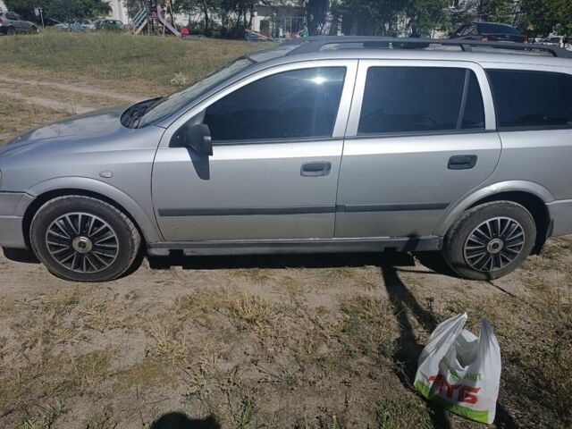 Серый Опель Астра, объемом двигателя 1.7 л и пробегом 25 тыс. км за 1700 $, фото 3 на Automoto.ua