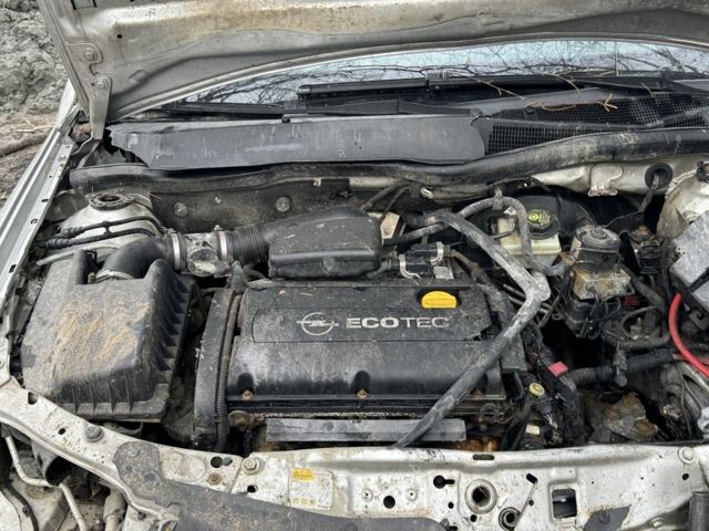 Сірий Опель Астра, об'ємом двигуна 1.6 л та пробігом 199 тис. км за 1300 $, фото 4 на Automoto.ua