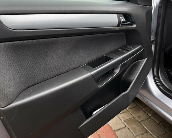 Серый Опель Астра, объемом двигателя 1.6 л и пробегом 226 тыс. км за 4500 $, фото 17 на Automoto.ua