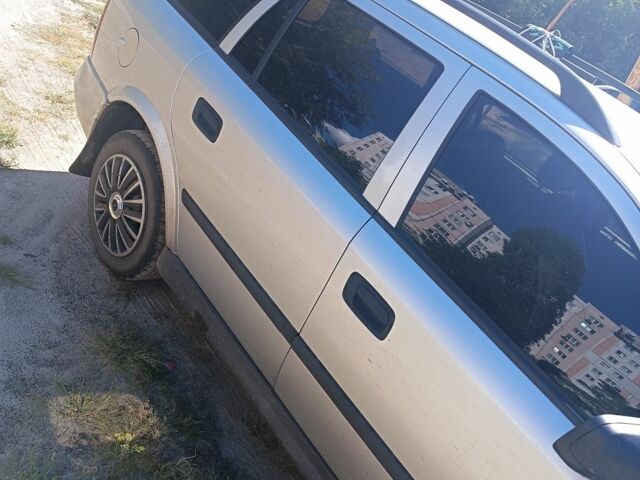 Серый Опель Астра, объемом двигателя 1.7 л и пробегом 25 тыс. км за 1700 $, фото 2 на Automoto.ua