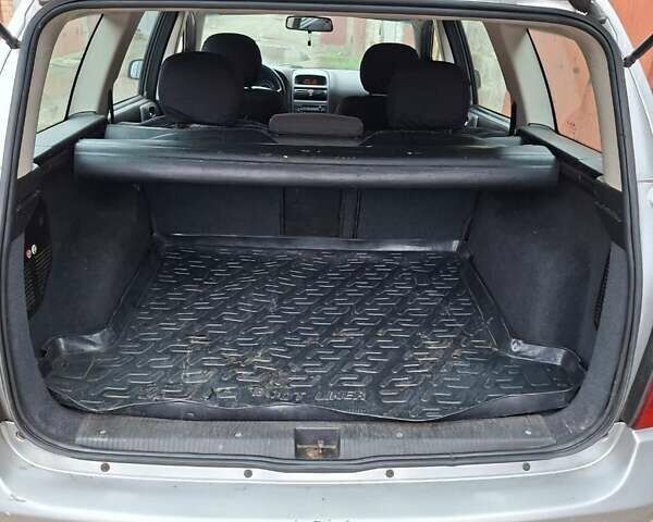 Серый Опель Астра, объемом двигателя 1.69 л и пробегом 310 тыс. км за 3100 $, фото 6 на Automoto.ua