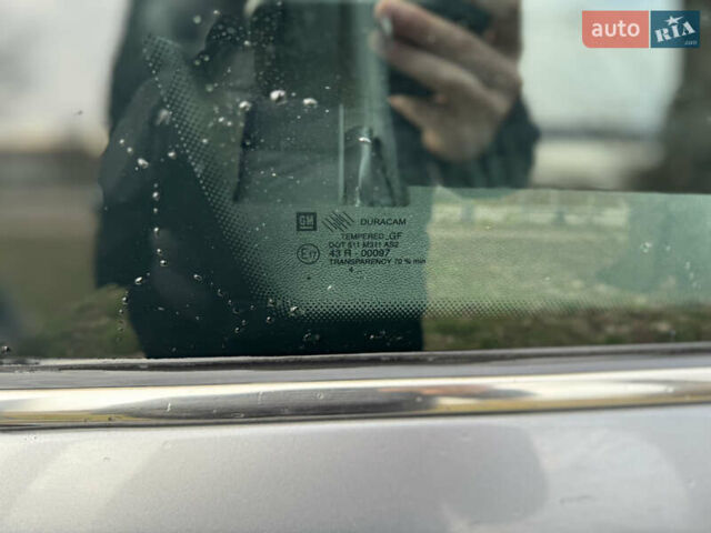 Серый Опель Астра, объемом двигателя 1.6 л и пробегом 250 тыс. км за 4600 $, фото 19 на Automoto.ua