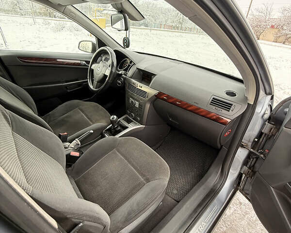 Сірий Опель Астра, об'ємом двигуна 1.6 л та пробігом 238 тис. км за 4700 $, фото 11 на Automoto.ua