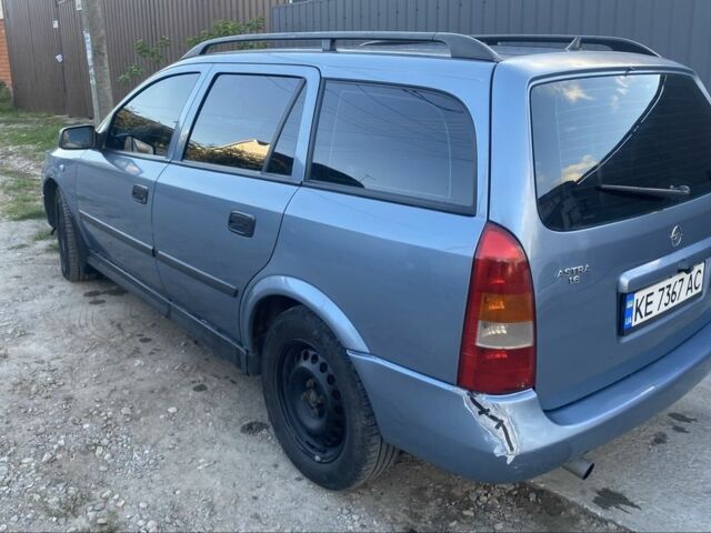 Серый Опель Астра, объемом двигателя 1.6 л и пробегом 272 тыс. км за 4100 $, фото 4 на Automoto.ua