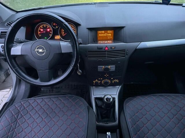 Сірий Опель Астра, об'ємом двигуна 1.8 л та пробігом 282 тис. км за 3950 $, фото 1 на Automoto.ua