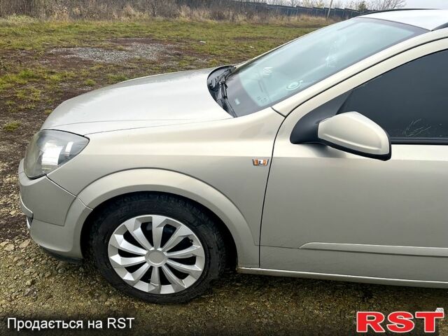 Серый Опель Астра, объемом двигателя 1.6 л и пробегом 242 тыс. км за 4100 $, фото 2 на Automoto.ua