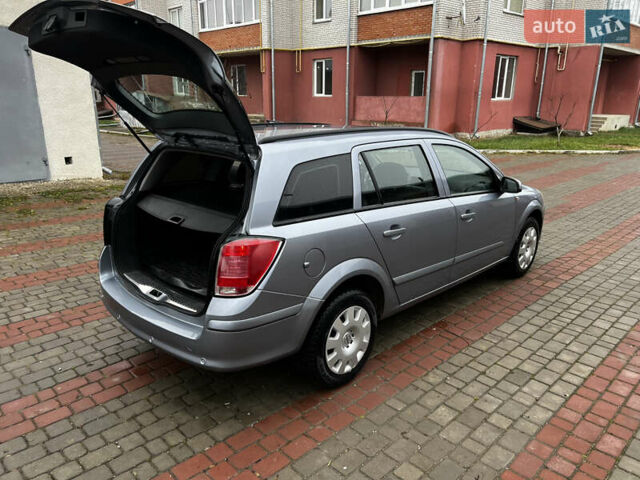 Серый Опель Астра, объемом двигателя 1.6 л и пробегом 226 тыс. км за 4500 $, фото 22 на Automoto.ua