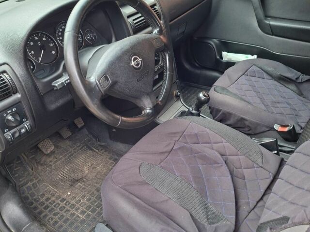 Серый Опель Астра, объемом двигателя 1.7 л и пробегом 310 тыс. км за 3100 $, фото 5 на Automoto.ua