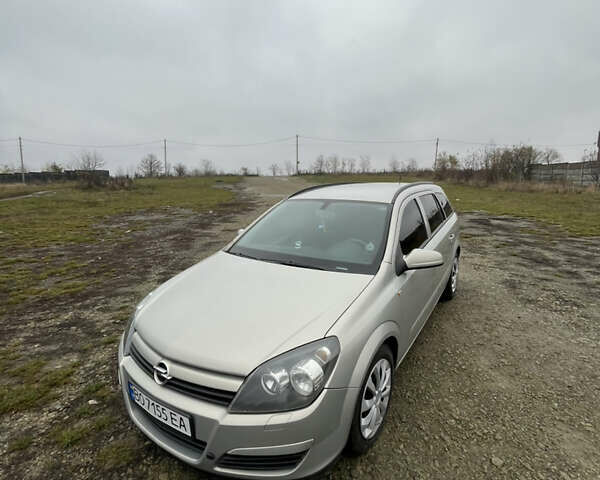 Серый Опель Астра, объемом двигателя 1.6 л и пробегом 242 тыс. км за 4100 $, фото 25 на Automoto.ua