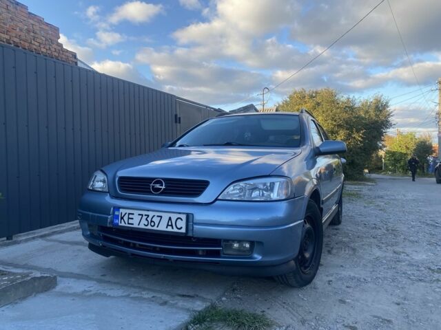 Серый Опель Астра, объемом двигателя 1.6 л и пробегом 272 тыс. км за 4100 $, фото 2 на Automoto.ua