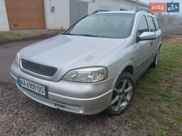 Серый Опель Астра, объемом двигателя 1.6 л и пробегом 200 тыс. км за 2500 $, фото 2 на Automoto.ua