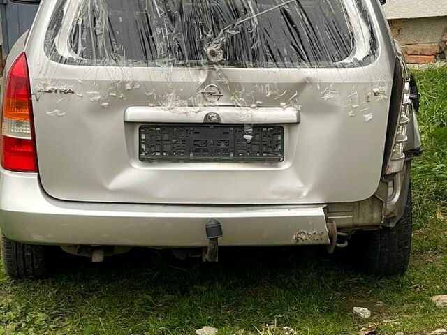 Сірий Опель Астра, об'ємом двигуна 1.6 л та пробігом 290 тис. км за 1200 $, фото 4 на Automoto.ua