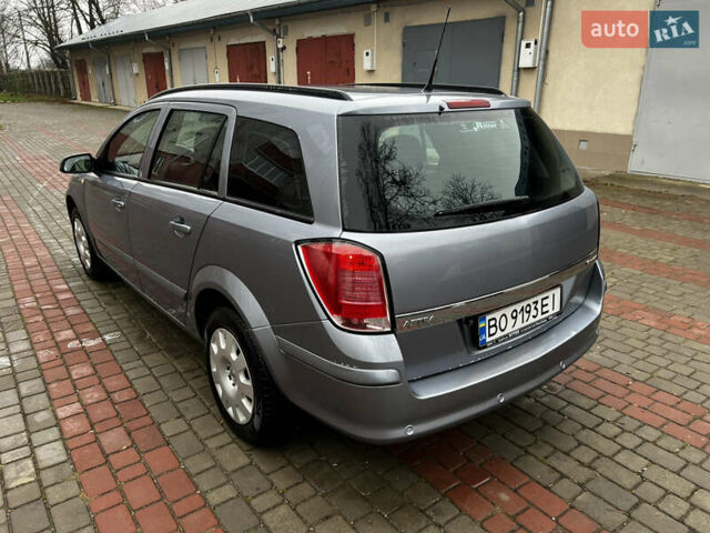 Серый Опель Астра, объемом двигателя 1.6 л и пробегом 226 тыс. км за 4500 $, фото 11 на Automoto.ua