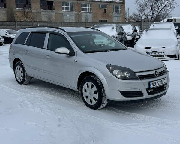 Сірий Опель Астра, об'ємом двигуна 1.69 л та пробігом 224 тис. км за 4900 $, фото 1 на Automoto.ua