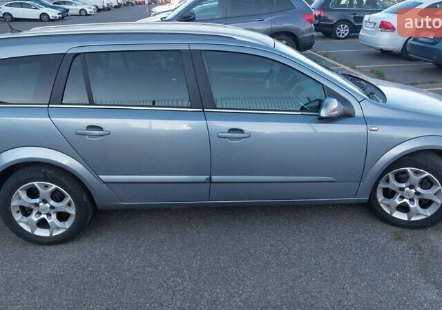 Серый Опель Астра, объемом двигателя 1.6 л и пробегом 232 тыс. км за 4700 $, фото 8 на Automoto.ua