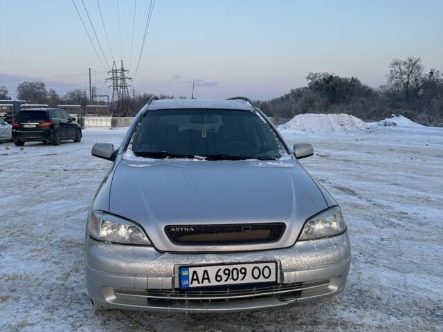 Серый Опель Астра, объемом двигателя 1.6 л и пробегом 196 тыс. км за 2500 $, фото 6 на Automoto.ua