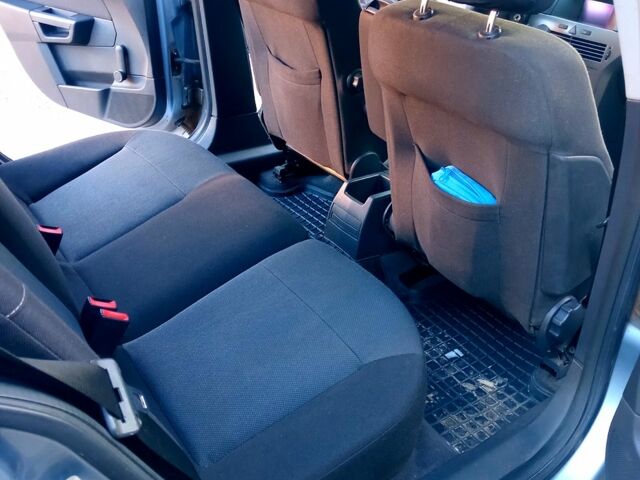 Серый Опель Астра, объемом двигателя 1.6 л и пробегом 250 тыс. км за 5000 $, фото 10 на Automoto.ua