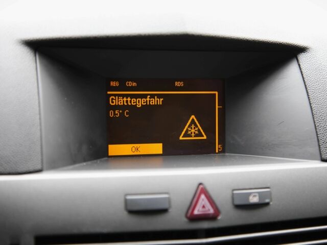 Сірий Опель Астра, об'ємом двигуна 1.6 л та пробігом 154 тис. км за 6200 $, фото 15 на Automoto.ua