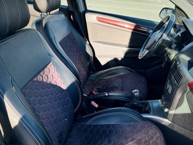 Сірий Опель Астра, об'ємом двигуна 1.6 л та пробігом 288 тис. км за 4700 $, фото 4 на Automoto.ua