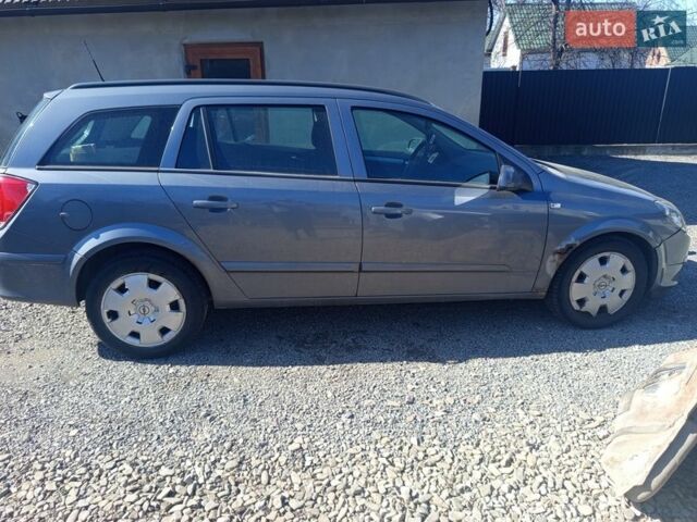 Серый Опель Астра, объемом двигателя 1.9 л и пробегом 300 тыс. км за 1750 $, фото 4 на Automoto.ua