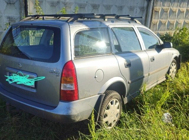 Сірий Опель Астра, об'ємом двигуна 1.6 л та пробігом 220 тис. км за 1235 $, фото 3 на Automoto.ua