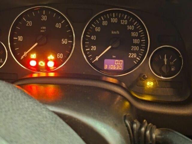 Серый Опель Астра, объемом двигателя 1.7 л и пробегом 310 тыс. км за 3100 $, фото 7 на Automoto.ua