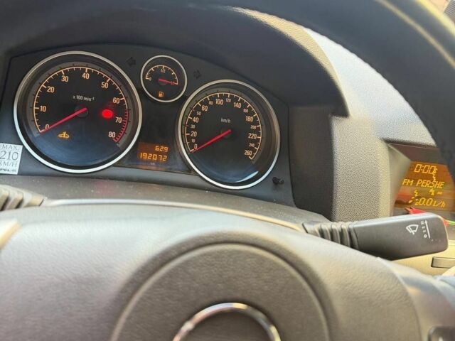 Серый Опель Астра, объемом двигателя 1.6 л и пробегом 192 тыс. км за 4000 $, фото 6 на Automoto.ua